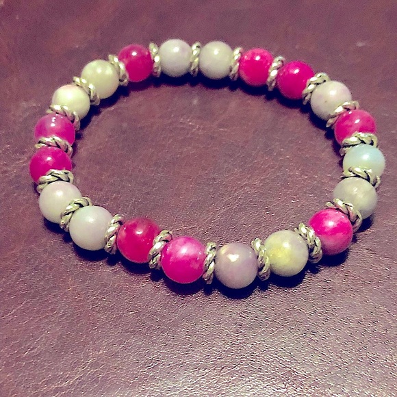 🌺 Beautiful Handmade Natural stone bracelet - Picture 2 of 6